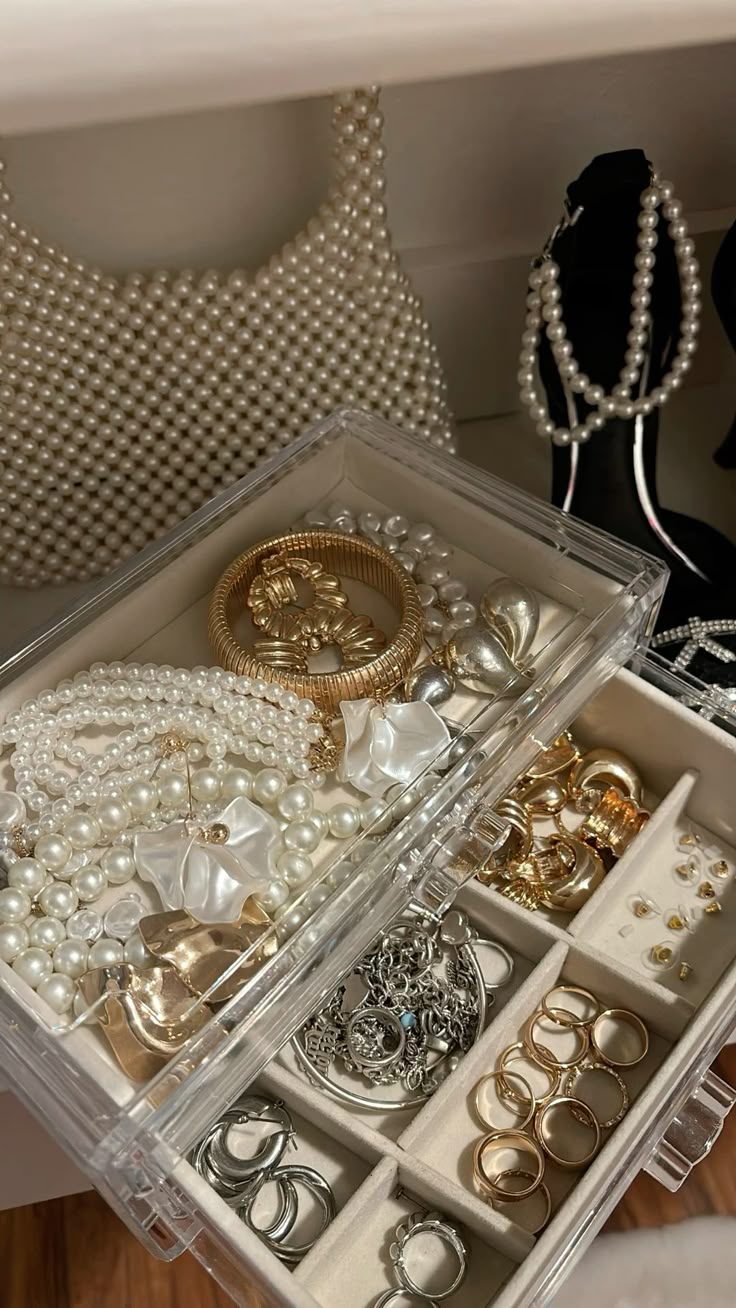 rectangular lock jewelry box
